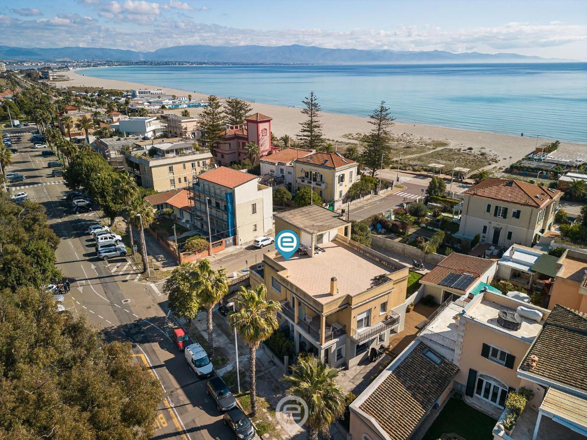Poetto Sea Breeze - Blue Lejlighed Cagliari Eksteriør billede